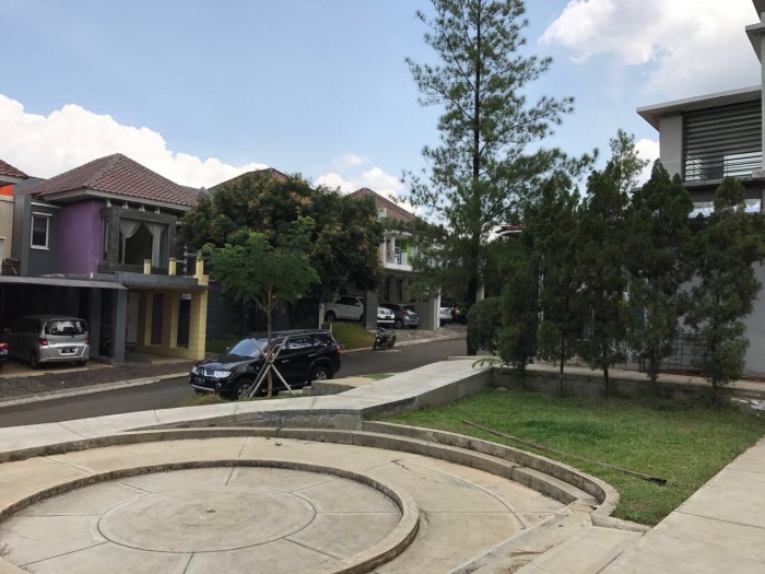 Rumah dijual di Zona Picasso Legenda Wisata Bogor